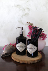 Set portaspazzolino e dispenser Hendrick's