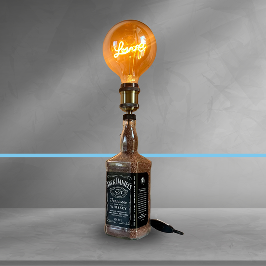 Lampada Jack Daniel's - Design Upcycling (incisione personalizzata)