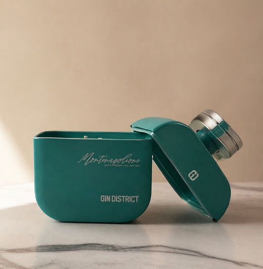 Candela Artigianale Montenapoleone Gin District – Design Luxury in Bottiglia Riciclata