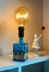 Lampada Portofino - Design Upcycling da Bottiglia Gin (incisione personalizzata)