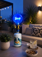 Lampada Etsu Gin Love LED Blu – Lampada Artigianale da Tavolo con Presa Elettrica