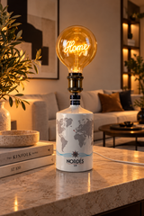 Lampada da bottiglia Nordés con lampadina LED vintage con scritta