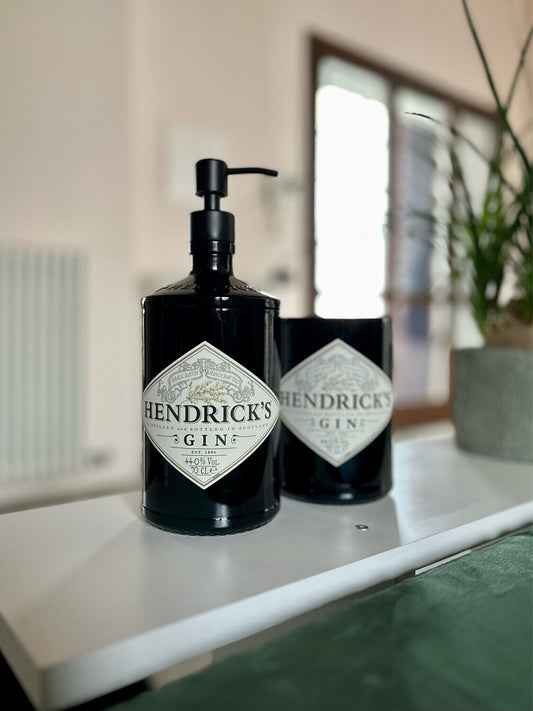 Set portaspazzolino e dispenser Hendrick's