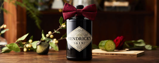 Candela e set bagno da bottiglia Hendrick’s: design e riciclo creativo
