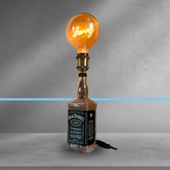 Lampada Jack Daniel's - Design Upcycling (incisione personalizzata)