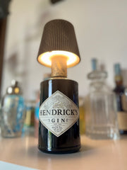 Lampada Hendrick’s con ricarica USB