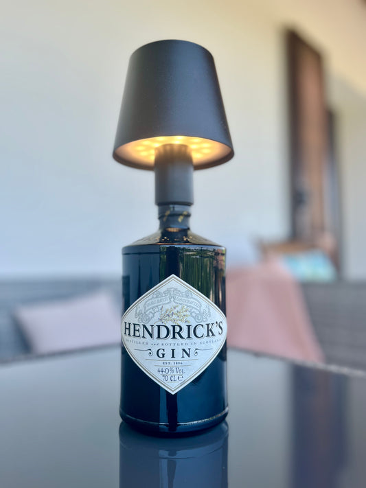 Lampada Hendrick’s con ricarica USB