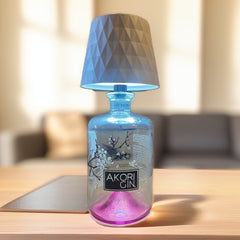 Lampada Akori con ricarica USB