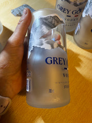 Set Bicchieri Grey Goose da Bottiglia Riciclata – Pezzi Unici Scontati
