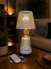 Lampada Gin Mare 1 Litro RGB – Bottiglia Originale con Paralume in Acciaio Traforato Bianco