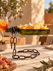Vassoio Sospeso da Aperitivo in Bottiglia di Vetro con Catena