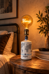 Lampada da bottiglia Nordés con lampadina LED vintage con scritta