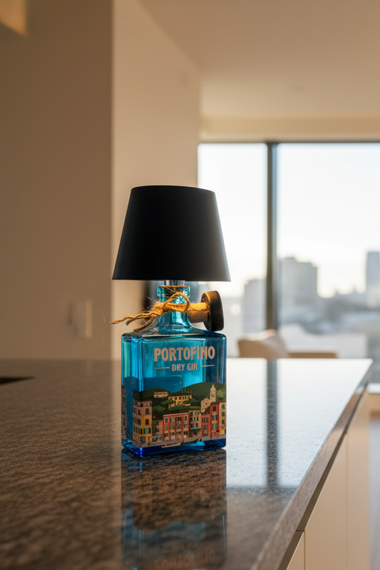 Lampada Portofino con Ricarica USB e incisione personalizzata - Bottiglia Upcycled