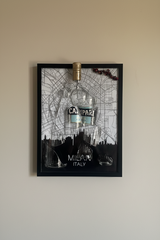 Quadro Campari Artigianale – Pezzo Unico con Bottiglia Originale e Rose Naturali