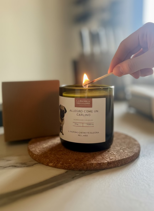 CANdela Carlino - Candela Profumata per Amanti dei Cani | Vino Riciclato